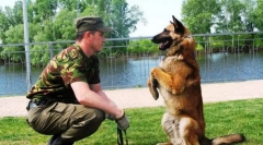 Cynolog nebo vlastník