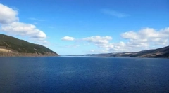 Kdo žije v základně jezera?