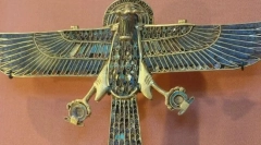 Ptáci jako bohové a symboly